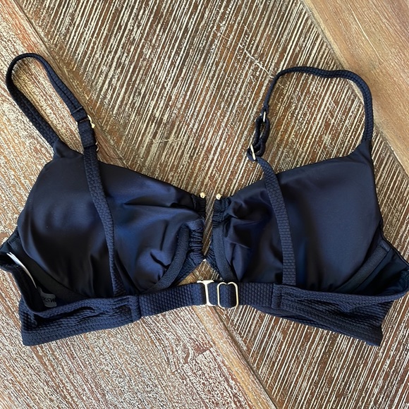 High-Waisted + Underwire Bikini Top - Picture 2 of 9